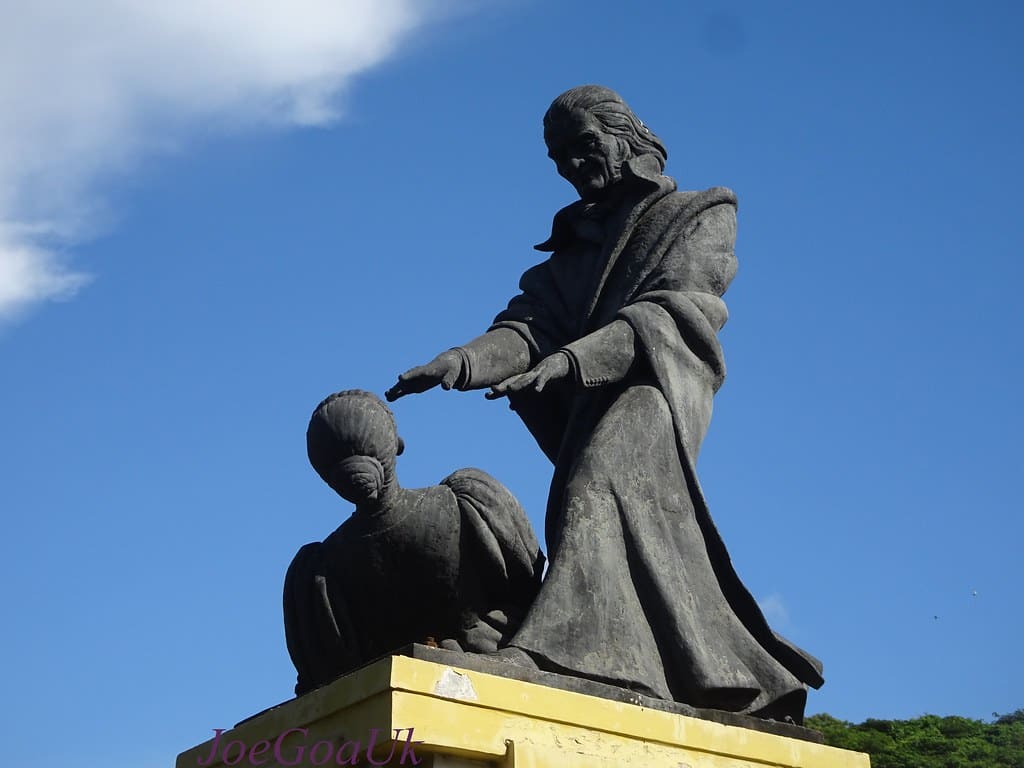 Statue of Abbe Faria